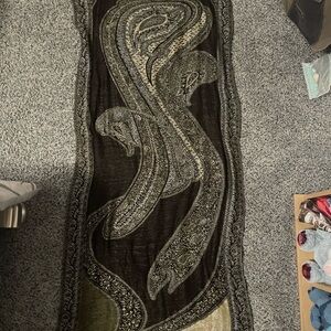 Elegant Black and Gray Women's Scarf
